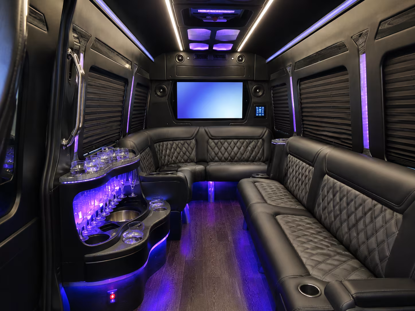 bus rentals for mudbug madness and shreveport music festival weekends