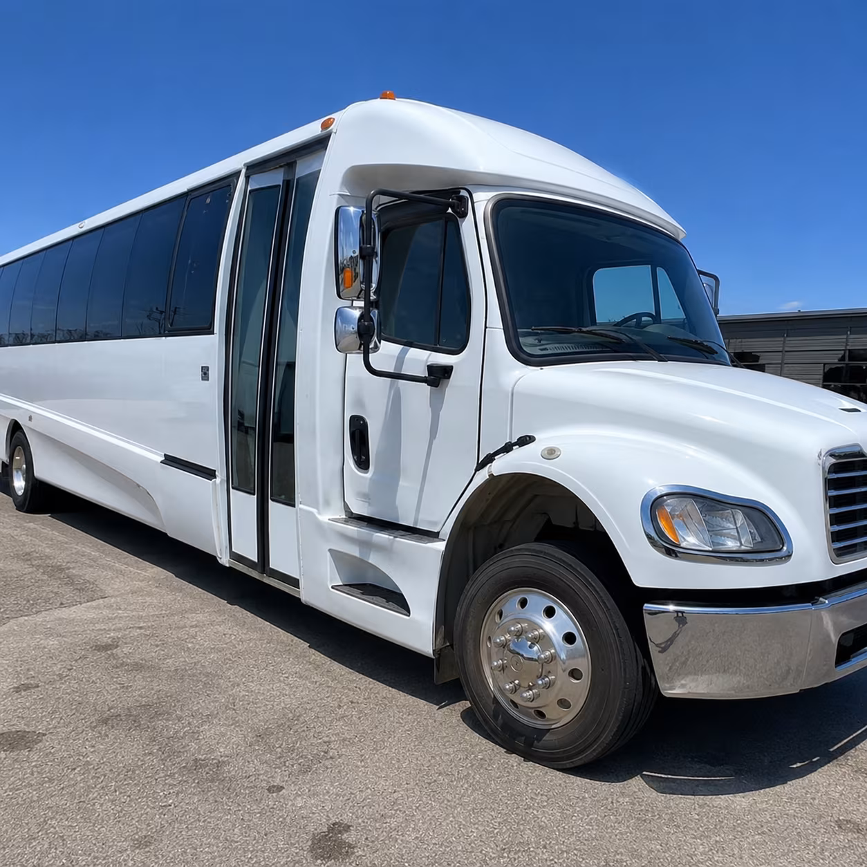 corporate and convention bus rentals in shreveport