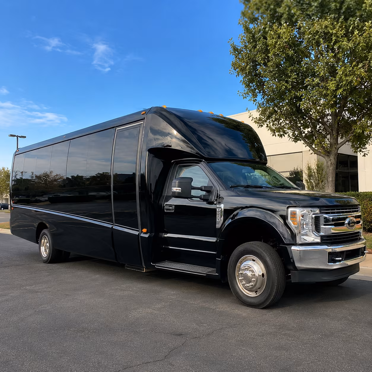 minibus rentals that keep smaller prom groups together in shreveport