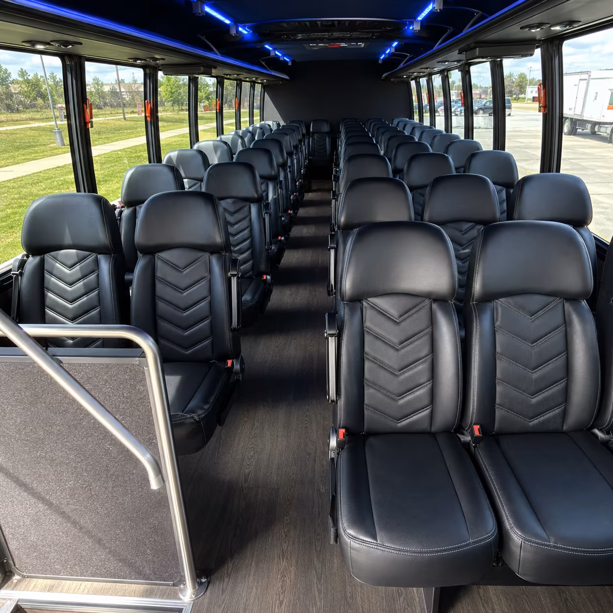 shreveport 28 passenger minibus inside