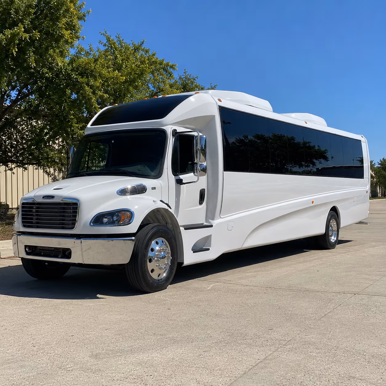 shreveport 35 passenger minibus