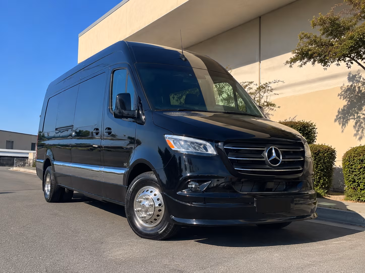 sprinter vans and minibuses for executive transportation in shreveport